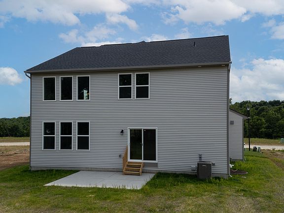 3rd image of 11025 Pinebrook Pl