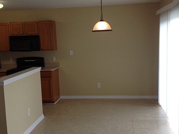 4th image of 4150 Bathurst Dr