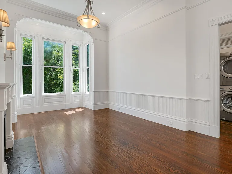 2852 Pine St #2854 — Photo 6