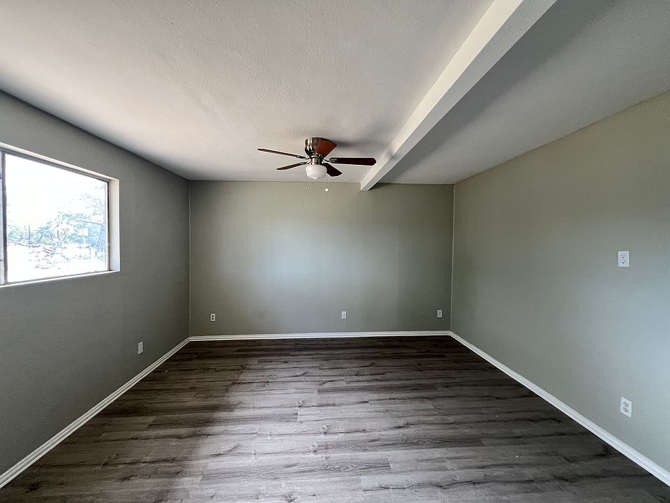 1st room-left