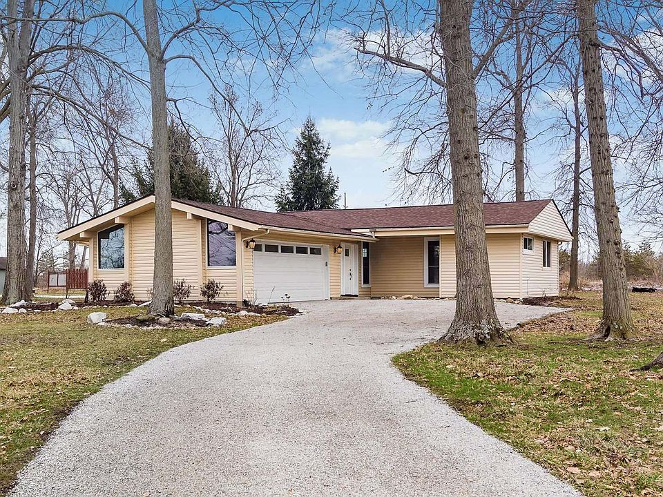 1st image of 9774 Briarwood Dr