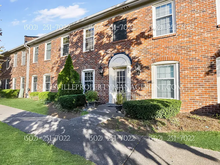 255 Salisbury Sq — Photo 6