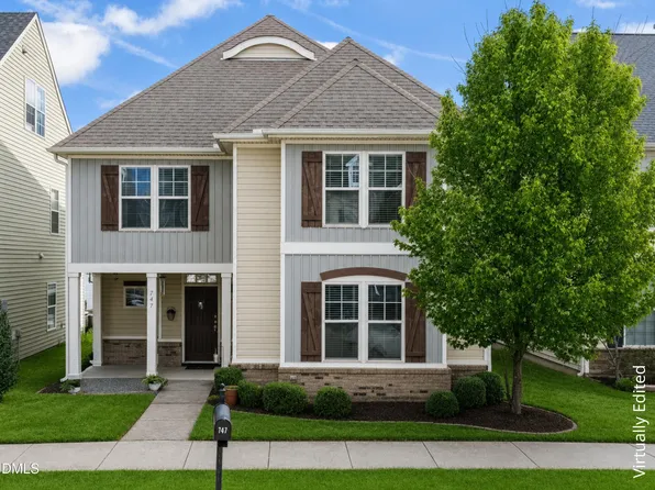 747 Keystone Park Dr, Morrisville, NC 27560