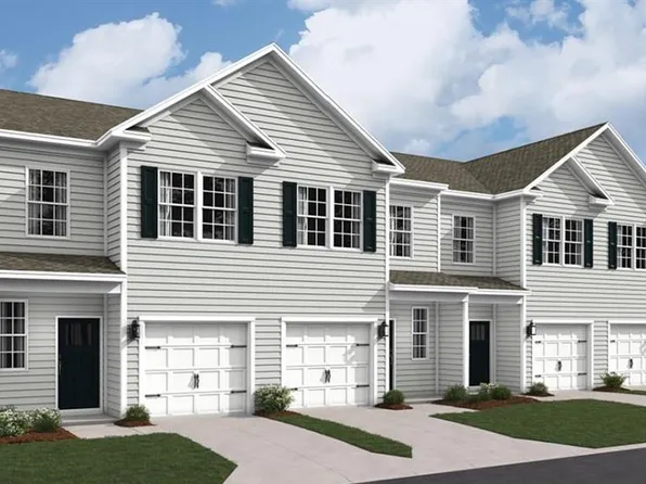 221 Ashton Ct, Catasauqua, PA 18032