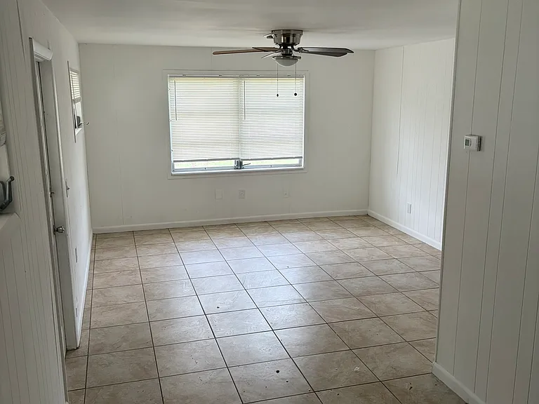 5301 SE Ebbtide Ave — Photo 6