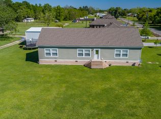 1116 Eddie Ray Rd, Breaux Bridge, LA 70517