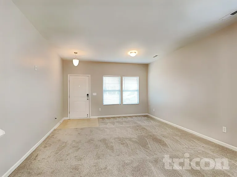 2644 Andes Dr — Photo 4