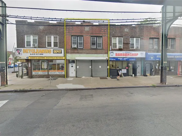 92-18 Liberty Avenue image 2 of 13