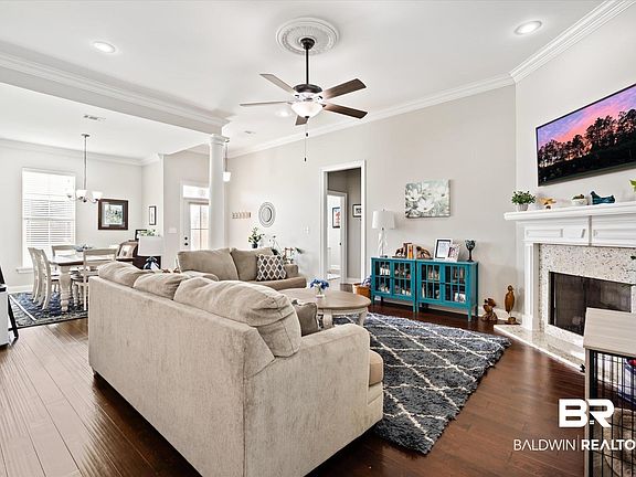 3rd image of 30581 Drayton Ct