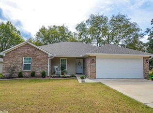 708 Heights Rd, Benton, AR 72019