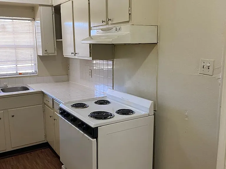 7250 Exchange Pl — Photo 13