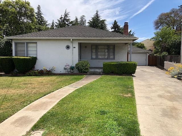 1st image of 5 Oak Ct
