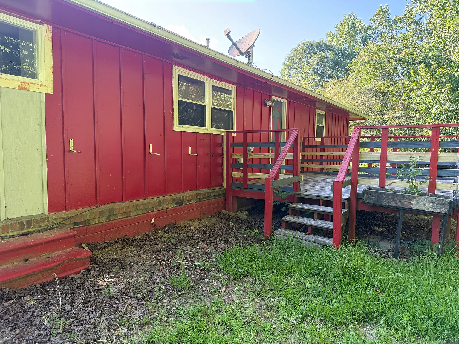 4 bed, 1475 sqft, $1,700 — Photo 2
