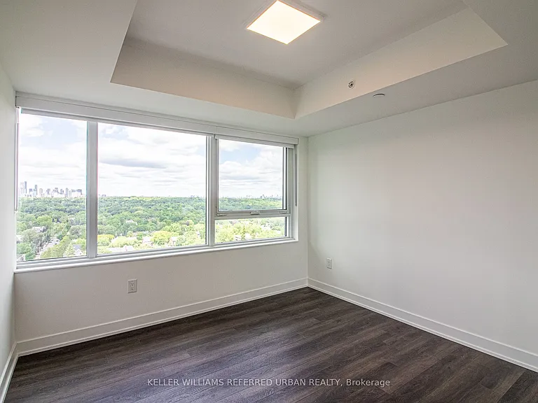 609 Sherbourne St #2104 — Photo 6