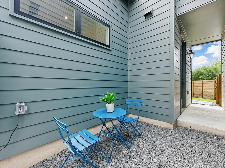 2105 Sl Davis Ave #2 — Photo 26