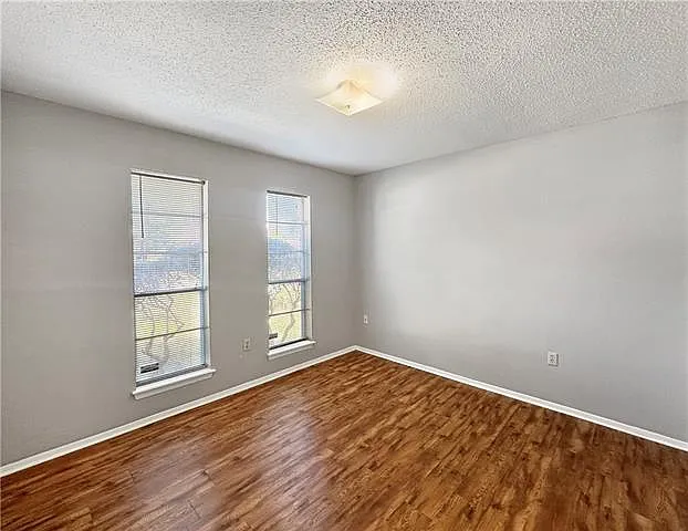 213 Chess Dr — Photo 10
