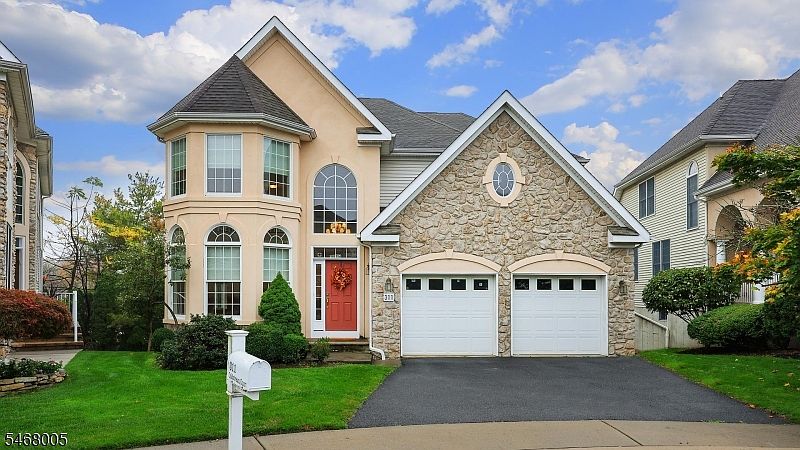 1st image of 311 Coldstream Ct
