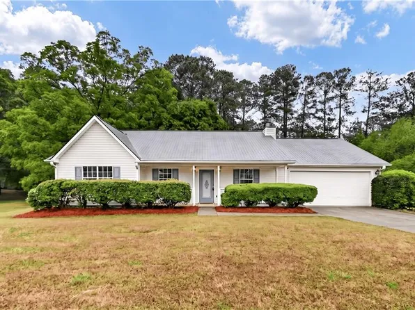 93 Eva Dr, Hampton, GA 30228