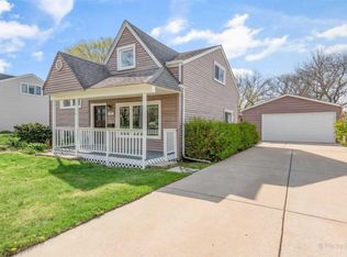 101 W Crystal Ave, Lombard, IL