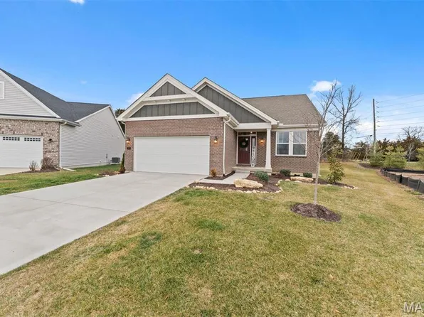 5 Spinney Bough Ct, Wentzville, MO 63385