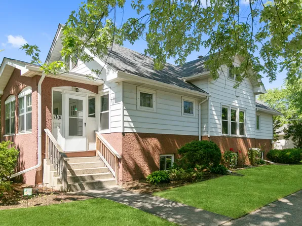 1101 N Ash St, Waukegan, IL 60085