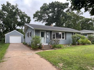 2041 East Lexington Boulevard, Eau Claire, WI, 54701