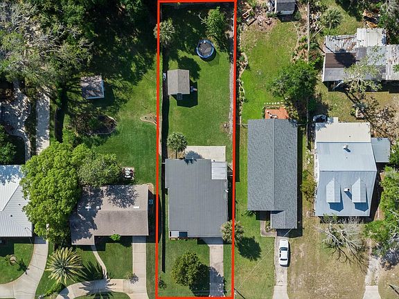 4th image of 48 Rosewood Ave