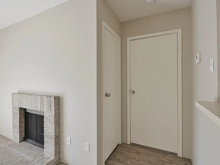 12905 Woodforest Blvd #704 — Photo 12