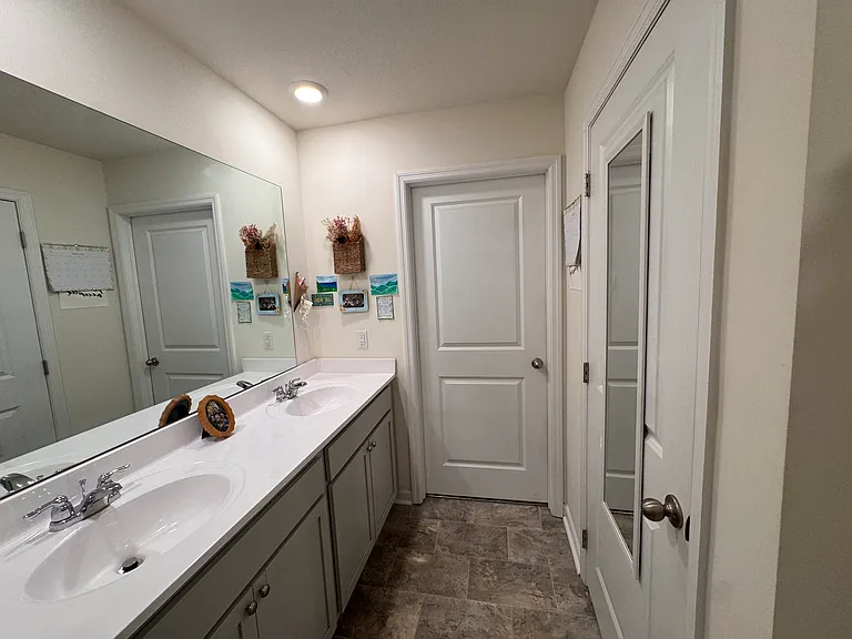 3308 Harmony Ct NE — Photo 10