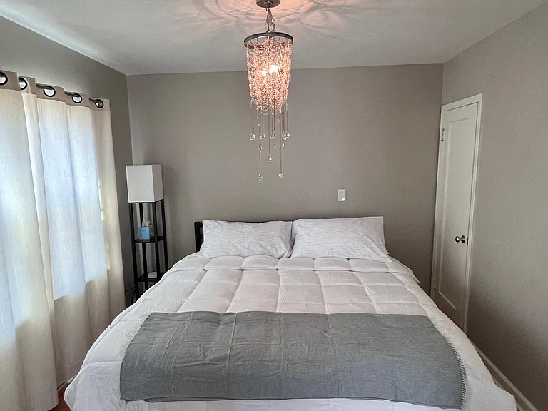 324 E 100 N — Photo 26