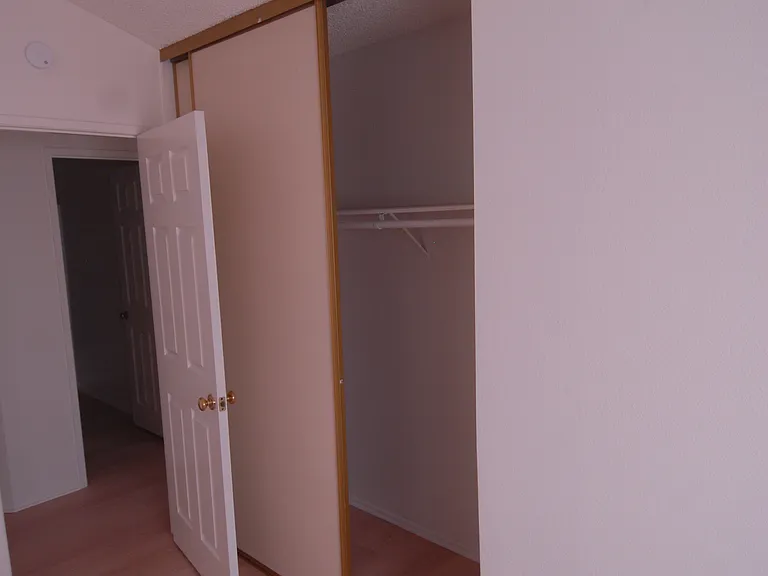 39440 Avignon Ln — Photo 24