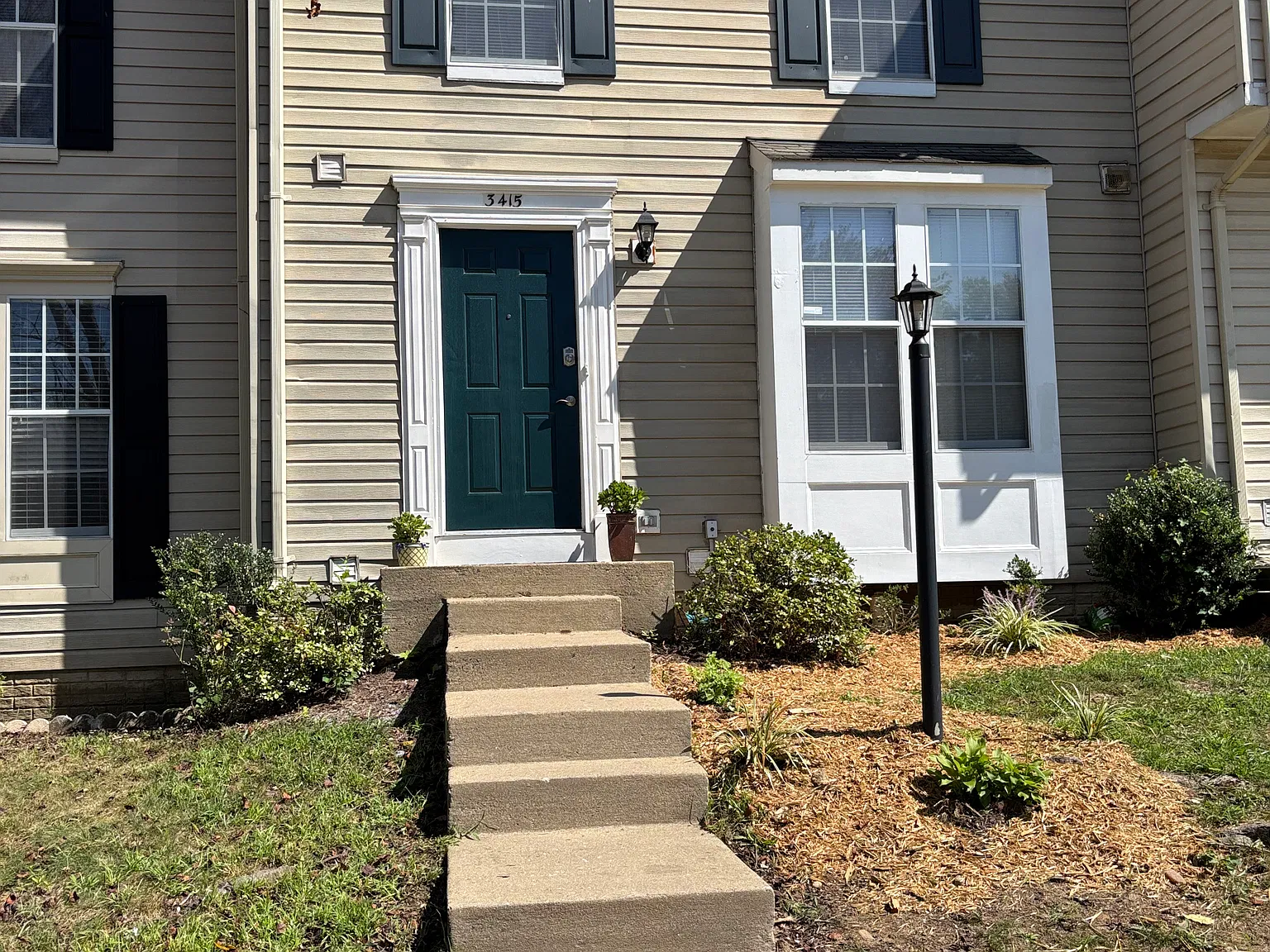 3 bed, 2.5 bath, 1620 sqft, $2,500 — Photo 1