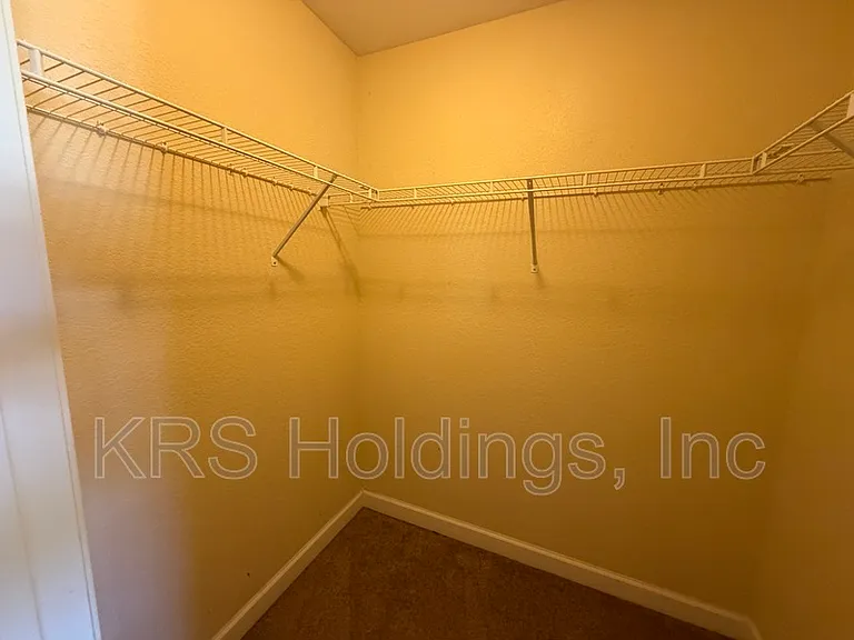 426 Seminole Rd — Photo 10