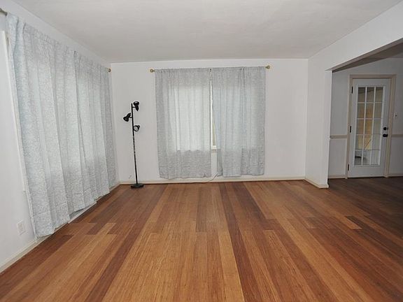 3rd image of 2955 N Centennial St