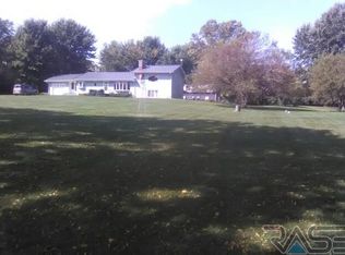 867 50th Ave, Pipestone, MN 56164