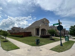 1201 W Shawnee Dr, Aubrey, TX 76227