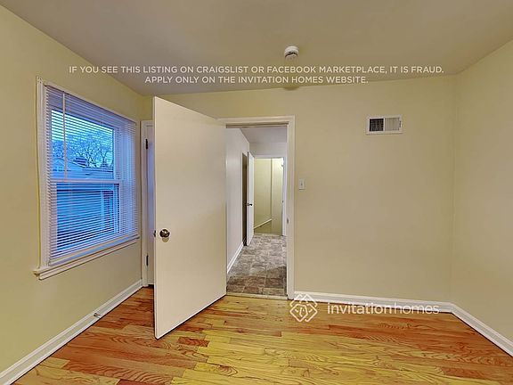 5th image of 9024 S Albany Ave