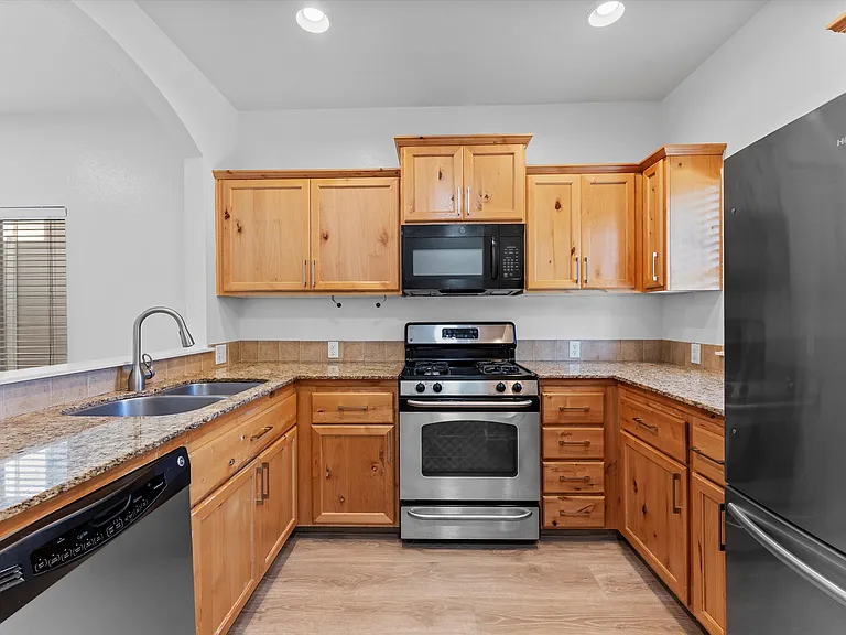6209 W Filly St — Photo 5