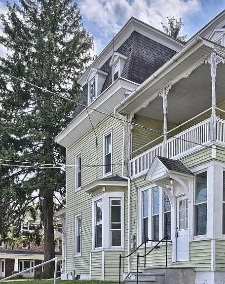 312 E Main St #1 — Photo 28