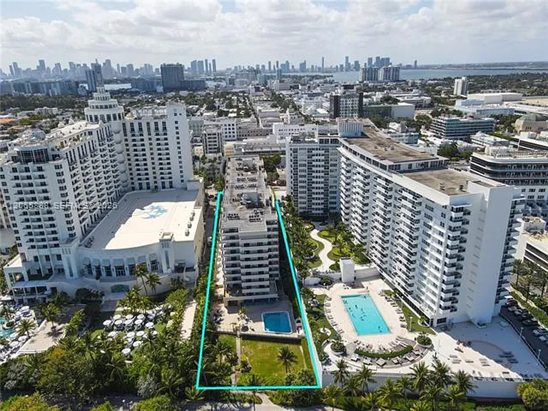 1621 Collins Avenue Cu #908 — Photo 35
