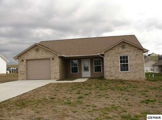 2306 Monarch Dr, Sevierville, TN 37862