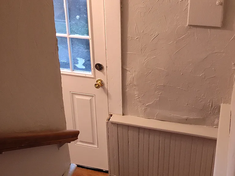 31 N Hartford Ave — Photo 18