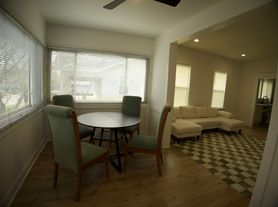 1769 Lyle Ave, College Park, GA