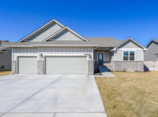 2681 S Prescott Cir, Wichita, KS 67215