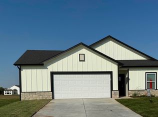 232 W Cherry Oaks St, Cheney, KS 67025