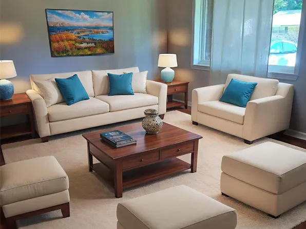 4810 Birdwell Ln, Bossier City, LA 71111