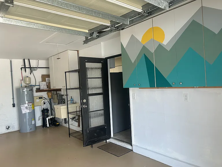 garage off kitchen