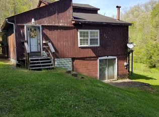527 Otterlick Rd, Ivydale, WV 25113
