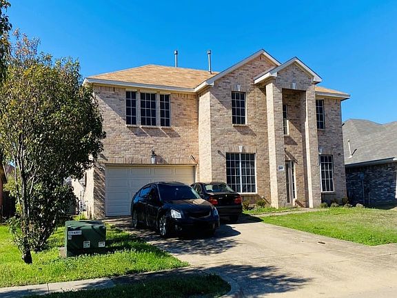 3rd image of 3427 Sagebrush Dr