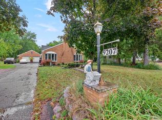 9207 Inkster Rd, Livonia, MI 48150